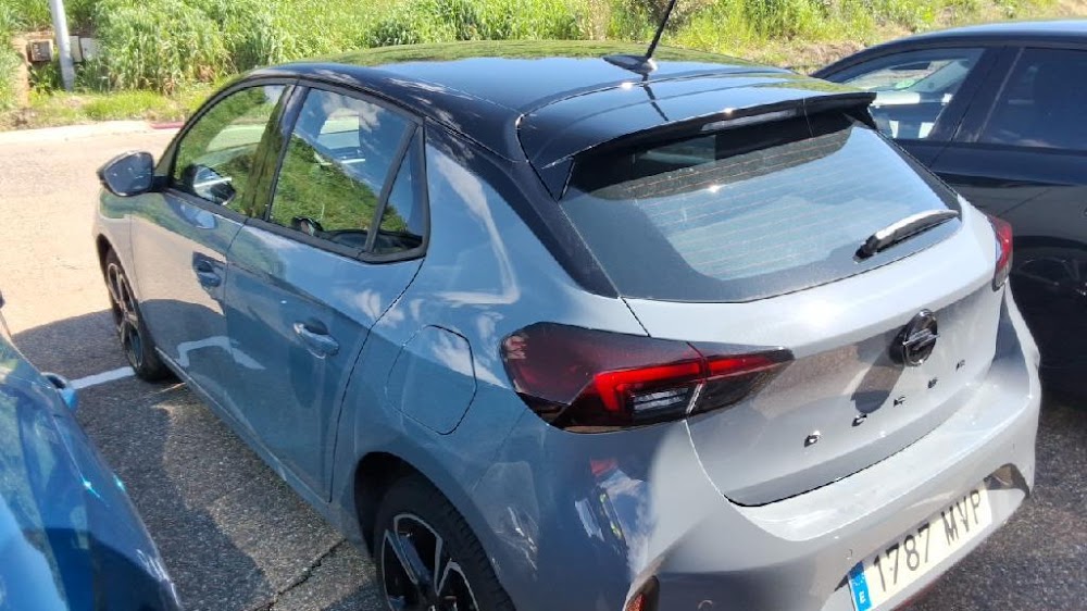 Foto Opel Corsa 11