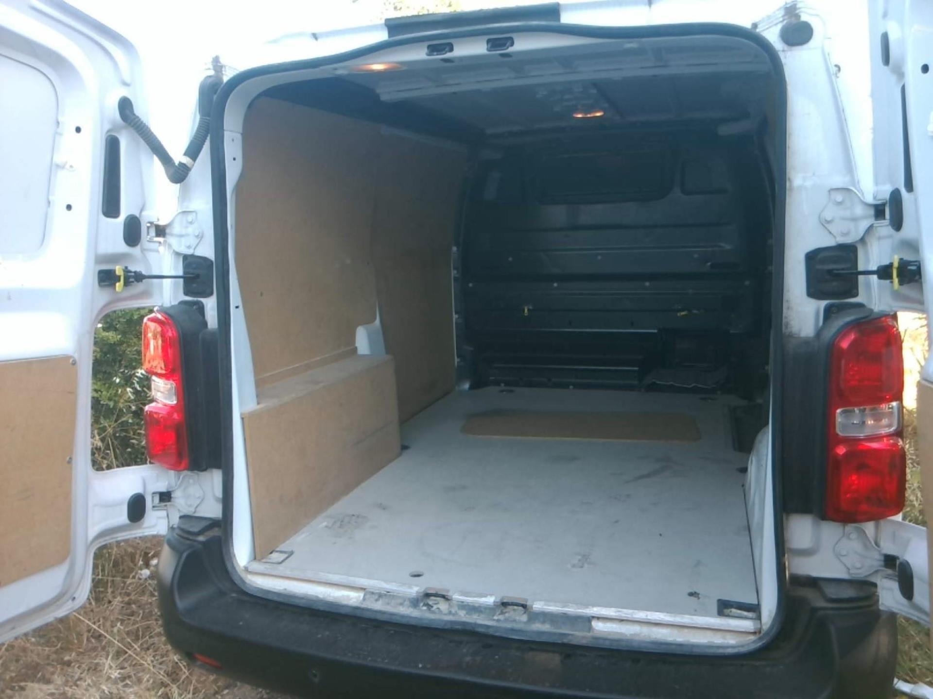 Opel VIVARO FGN TAILLE M BLUEHDI 145 BVM6 2024