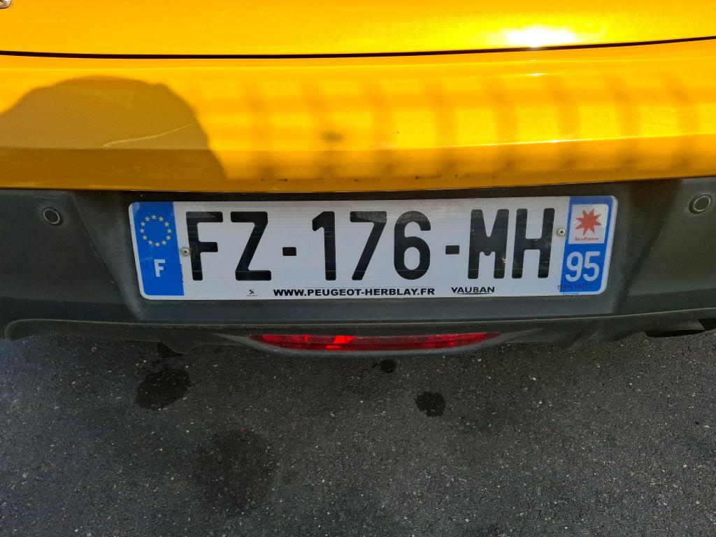 Peugeot 208 BlueHDi 100 S&S BVM6 Active 2021