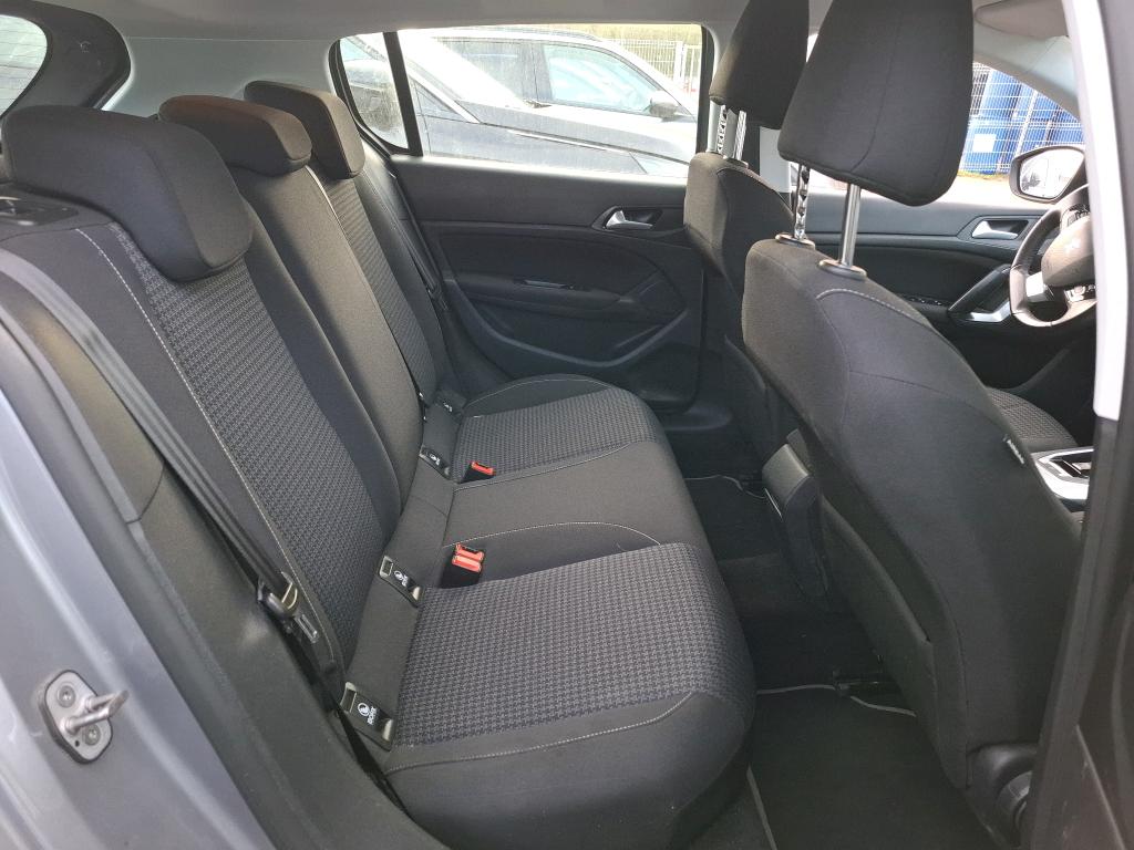 Peugeot 308 BlueHDi 130ch S&S EAT8 Active Business 2021