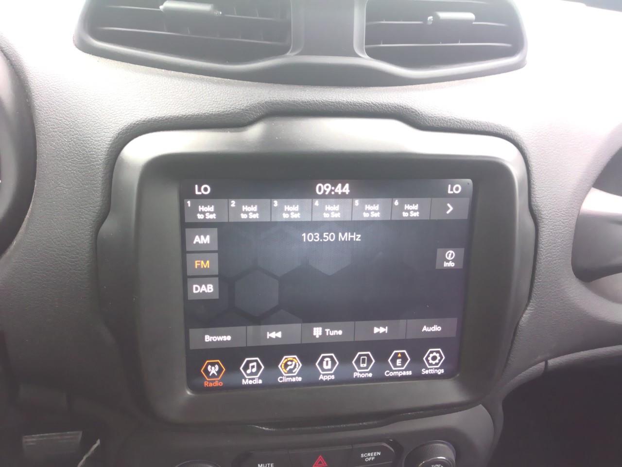 Foto Jeep Renegade 15