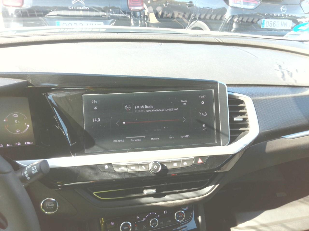 Foto Opel Grandland PHEV 10