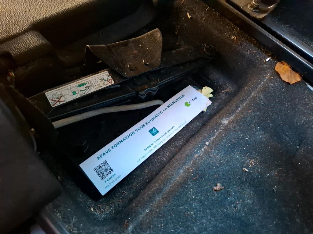 Peugeot PARTNER FOURGON STANDARD 650 KG BLUEHDI 100 S&S BVM5 PREMIUM 2021