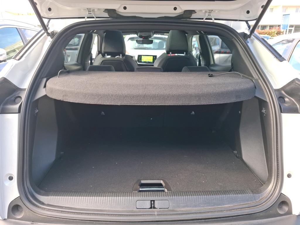 Peugeot 2008 PureTech 130 S&S EAT8 GT 2022