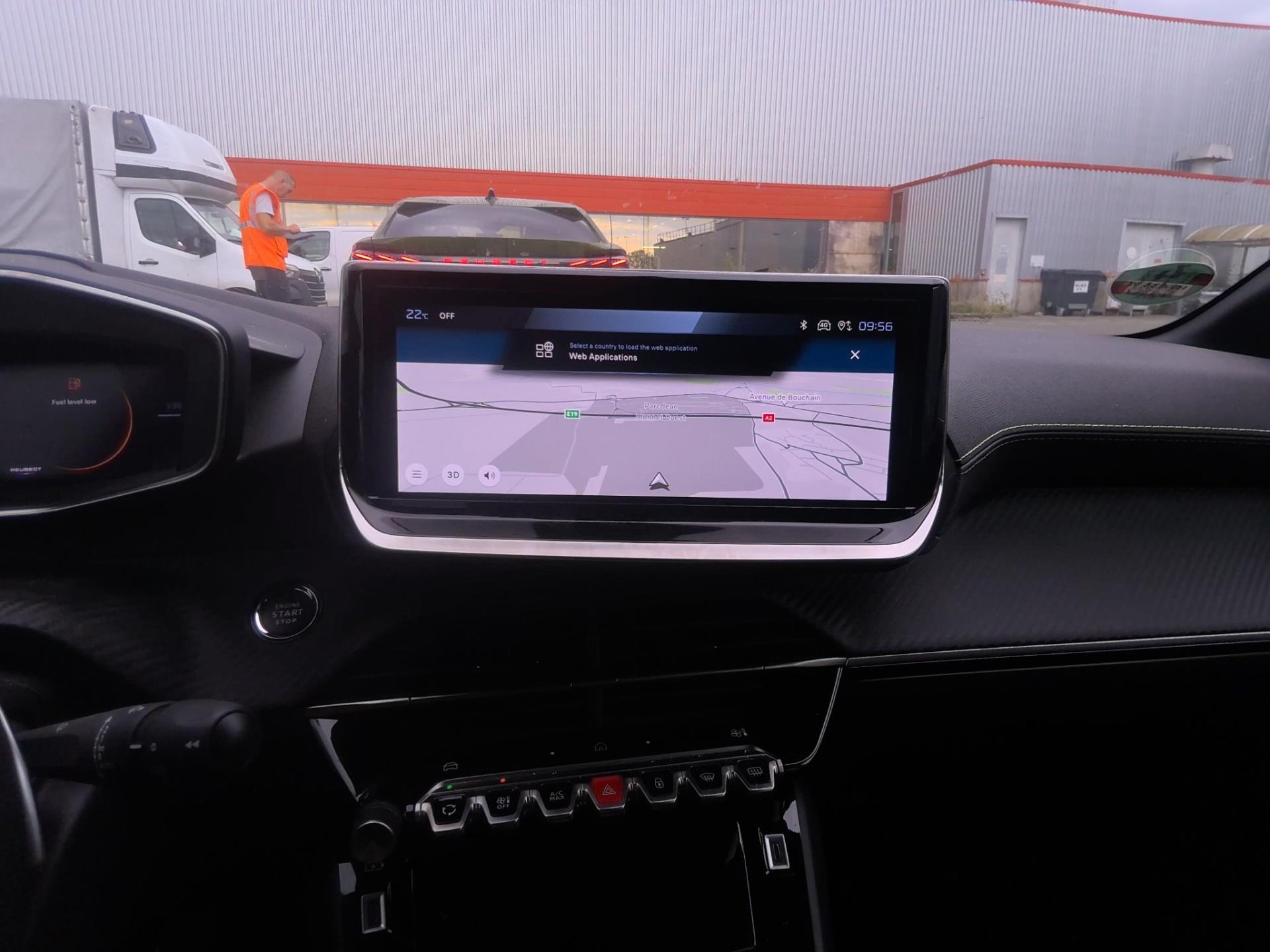 Peugeot 208 Hybrid 110 e-DCS6 GT 2025