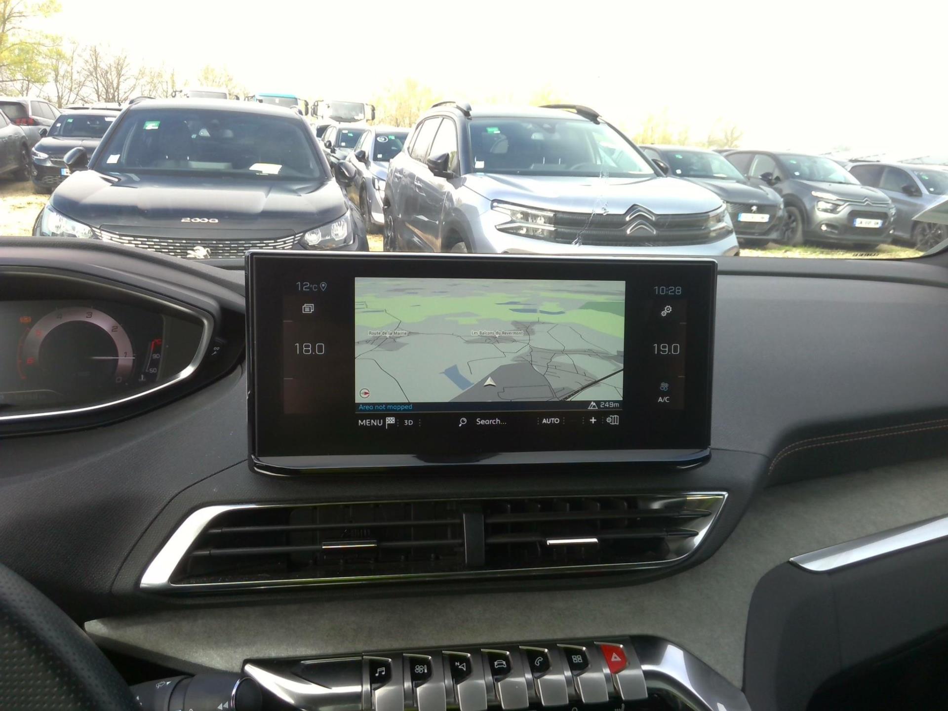 NV 3008 SUV