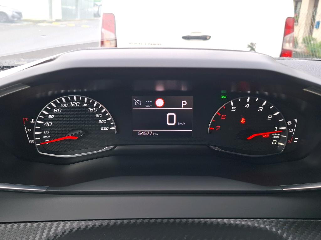 Peugeot 2008 BlueHDi 130 S&S EAT8 Allure 2021