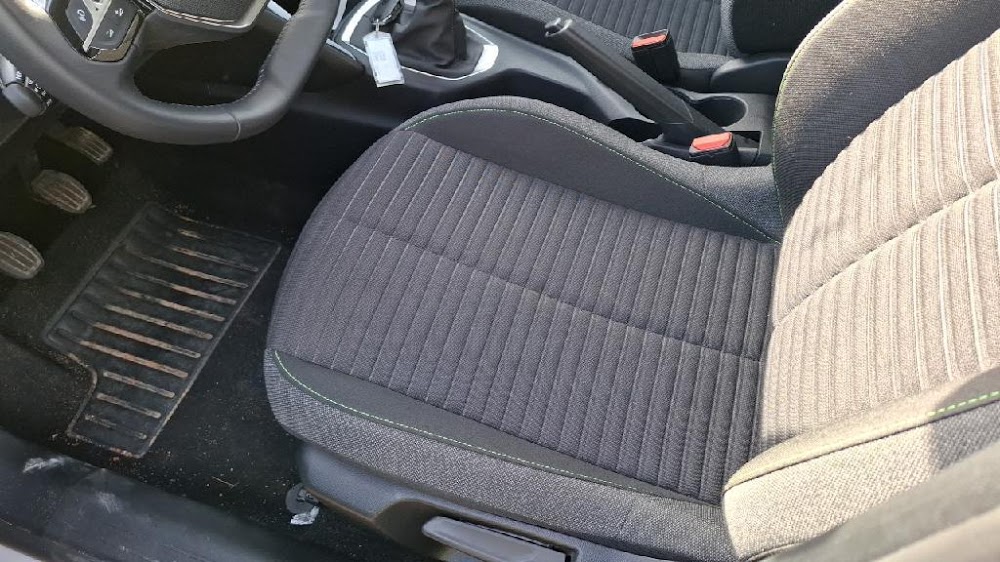 Foto Peugeot 208 9