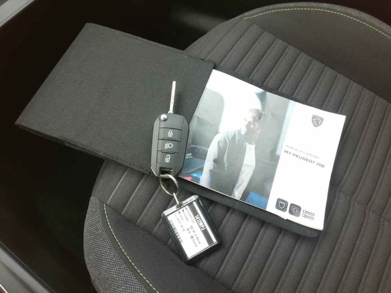Foto Peugeot 308 8