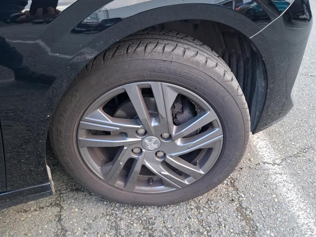 Peugeot 208 PureTech 75 S&S BVM5 Active Pack 2022