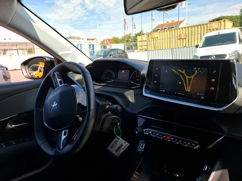 Peugeot 208 PureTech 100 S&S BVM6 Style 2022