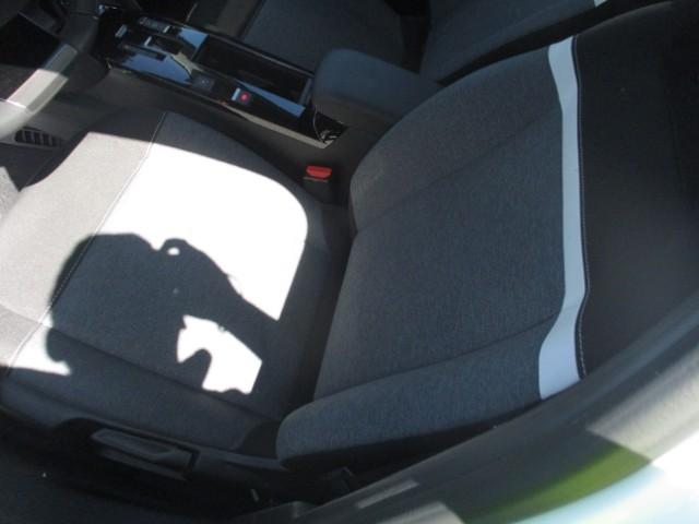Foto Citroën ë-C4 11