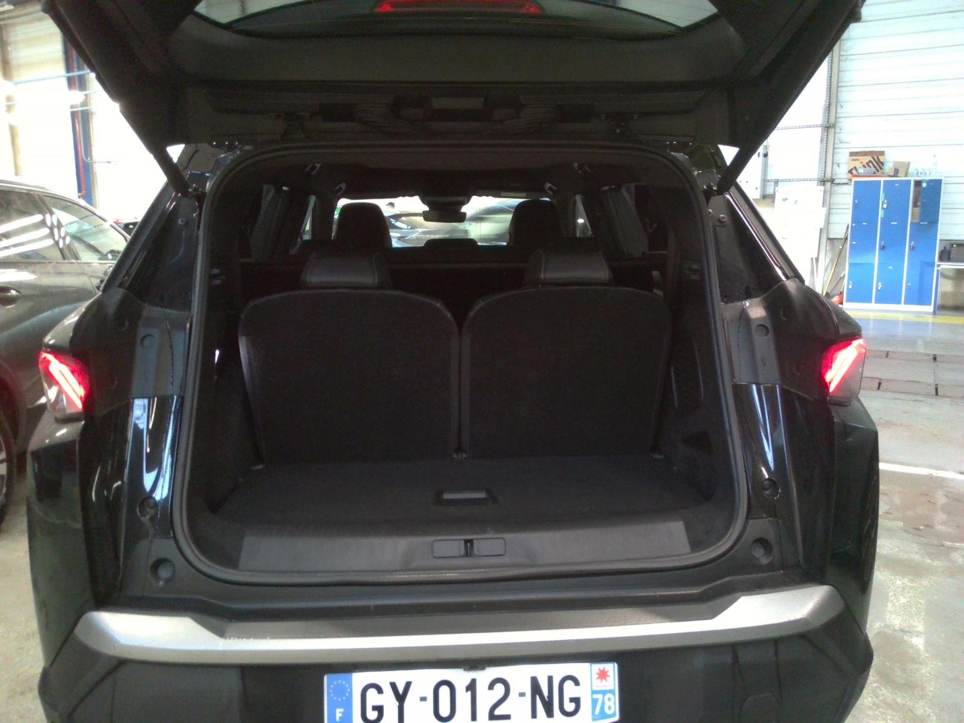 Peugeot 5008 Hybrid 136 e-DCS6 GT 2024