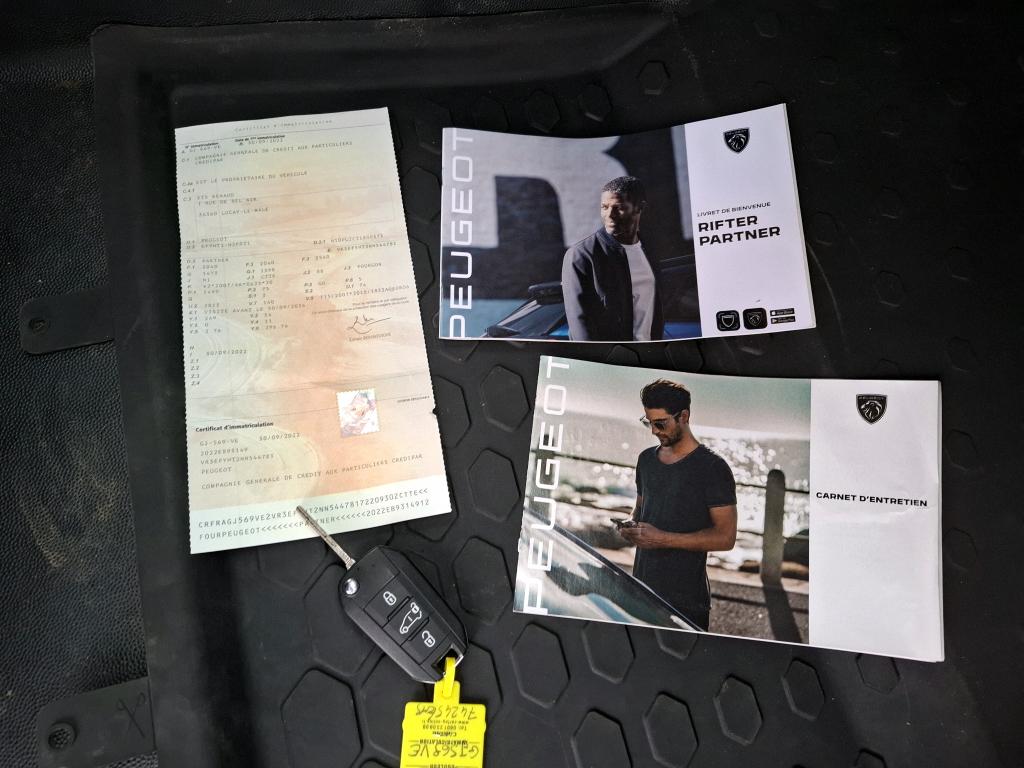 Peugeot PARTNER FOURGON STANDARD 650 KG BLUEHDI 100 S&S BVM6 ASPHALT 2022