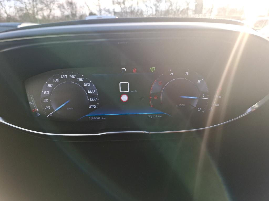 Peugeot 3008 BlueHDi 130ch S&S EAT8 Allure Business 2020