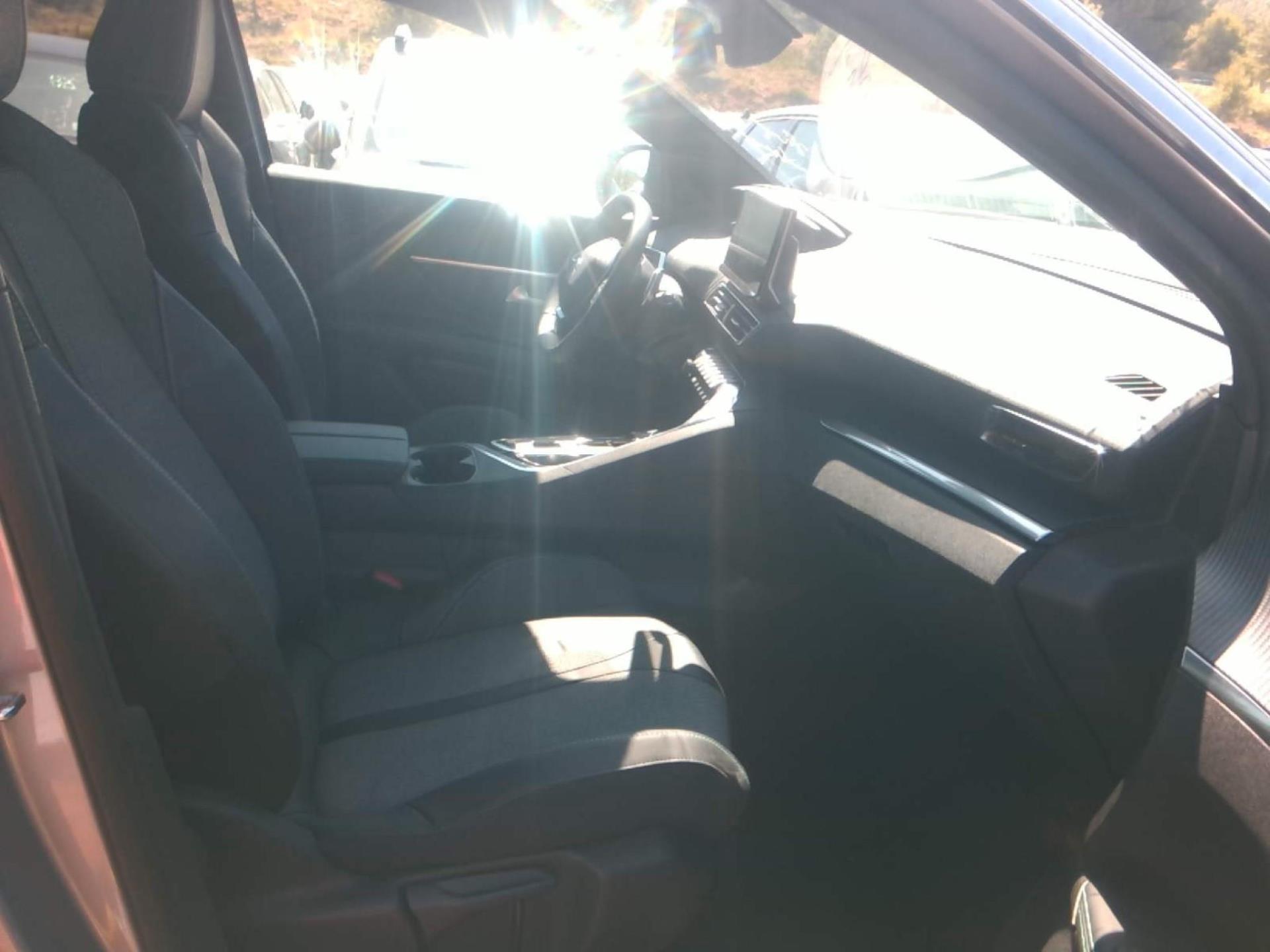 Peugeot 5008 BlueHDi 130ch S&S EAT8 Allure Pack 2024