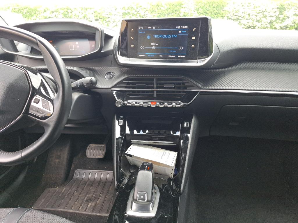 Peugeot 2008 BlueHDi 130 S&S EAT8 Allure Pack 2021