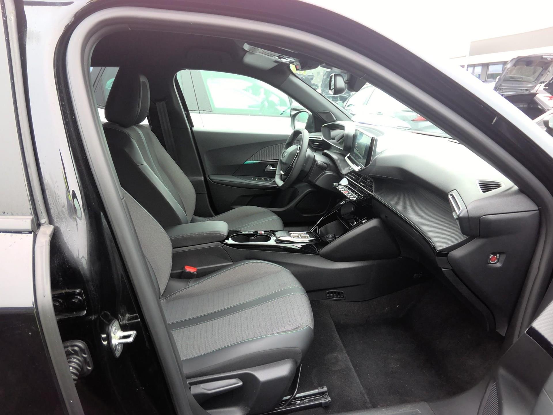 Peugeot 2008 Electrique 136 ch Allure Pack 2023