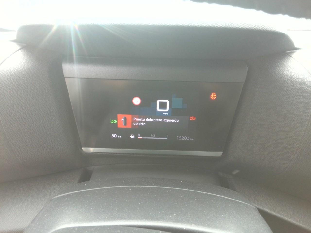 Foto Citroën C4 X 5