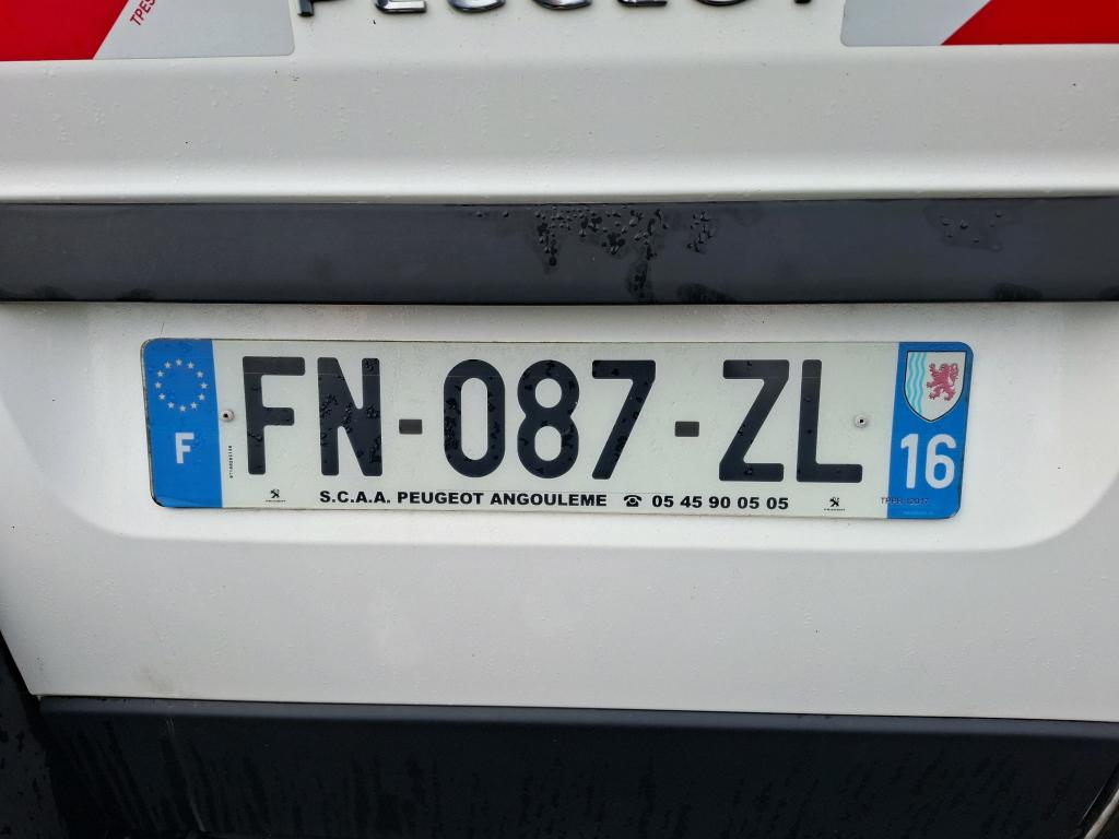 Peugeot BOXER TOLE 335 L2H2 BLUEHDI 120 S&S PREMIUM 2020