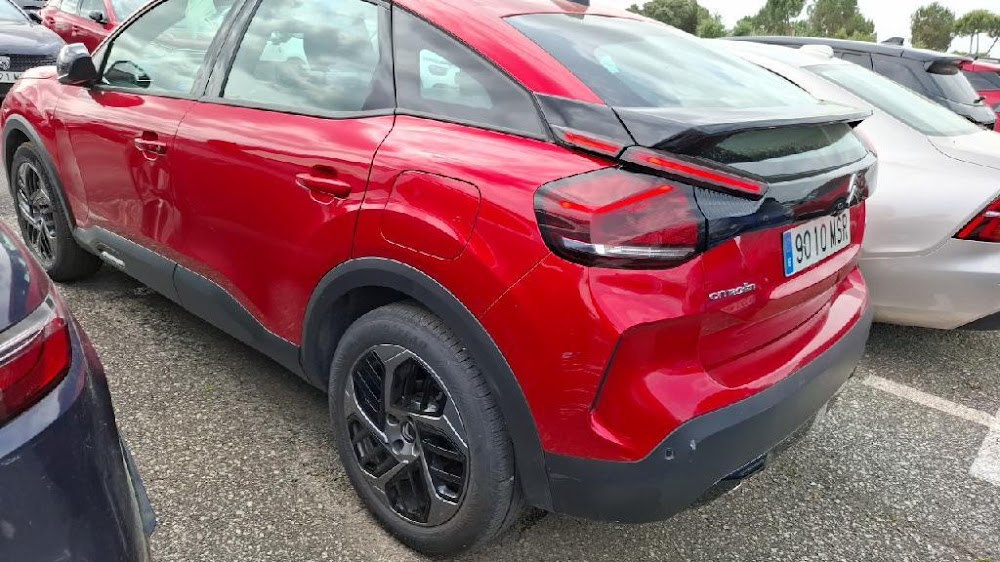 Foto Citroën C4 X 9