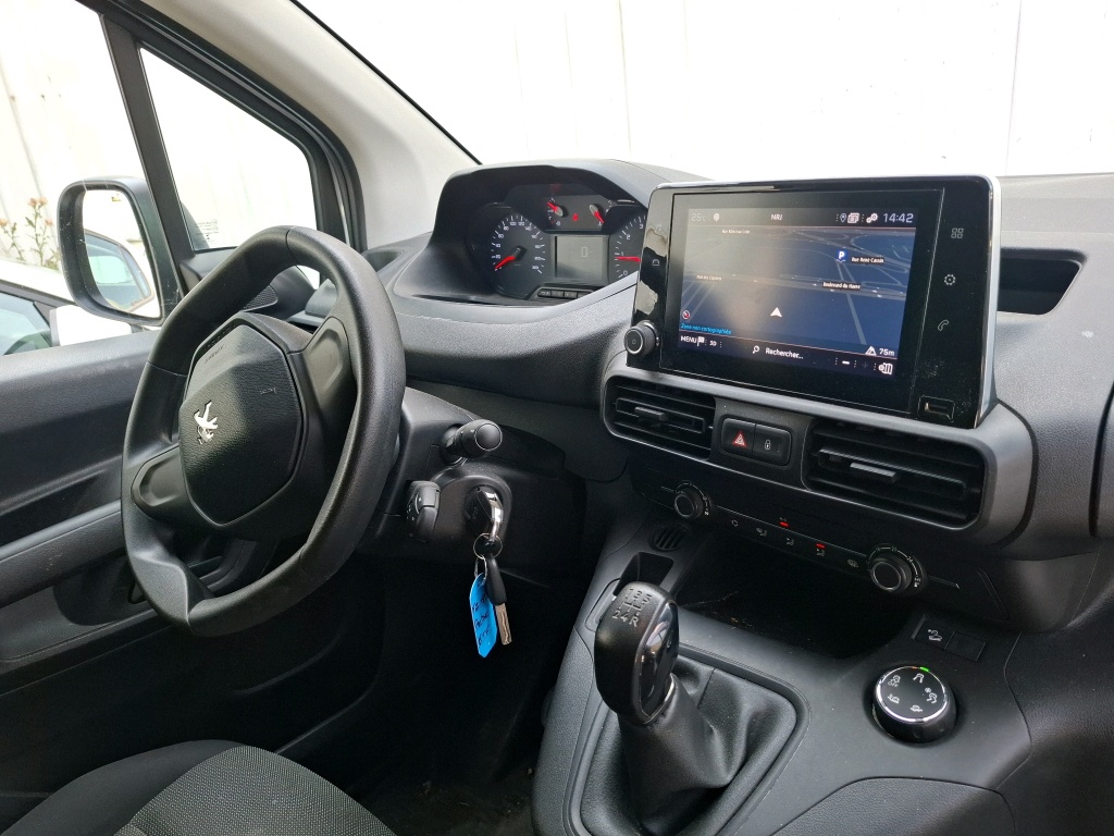 Peugeot PARTNER FOURGON STANDARD 650 KG BLUEHDI 100 S&S BVM5 PREMIUM 2021