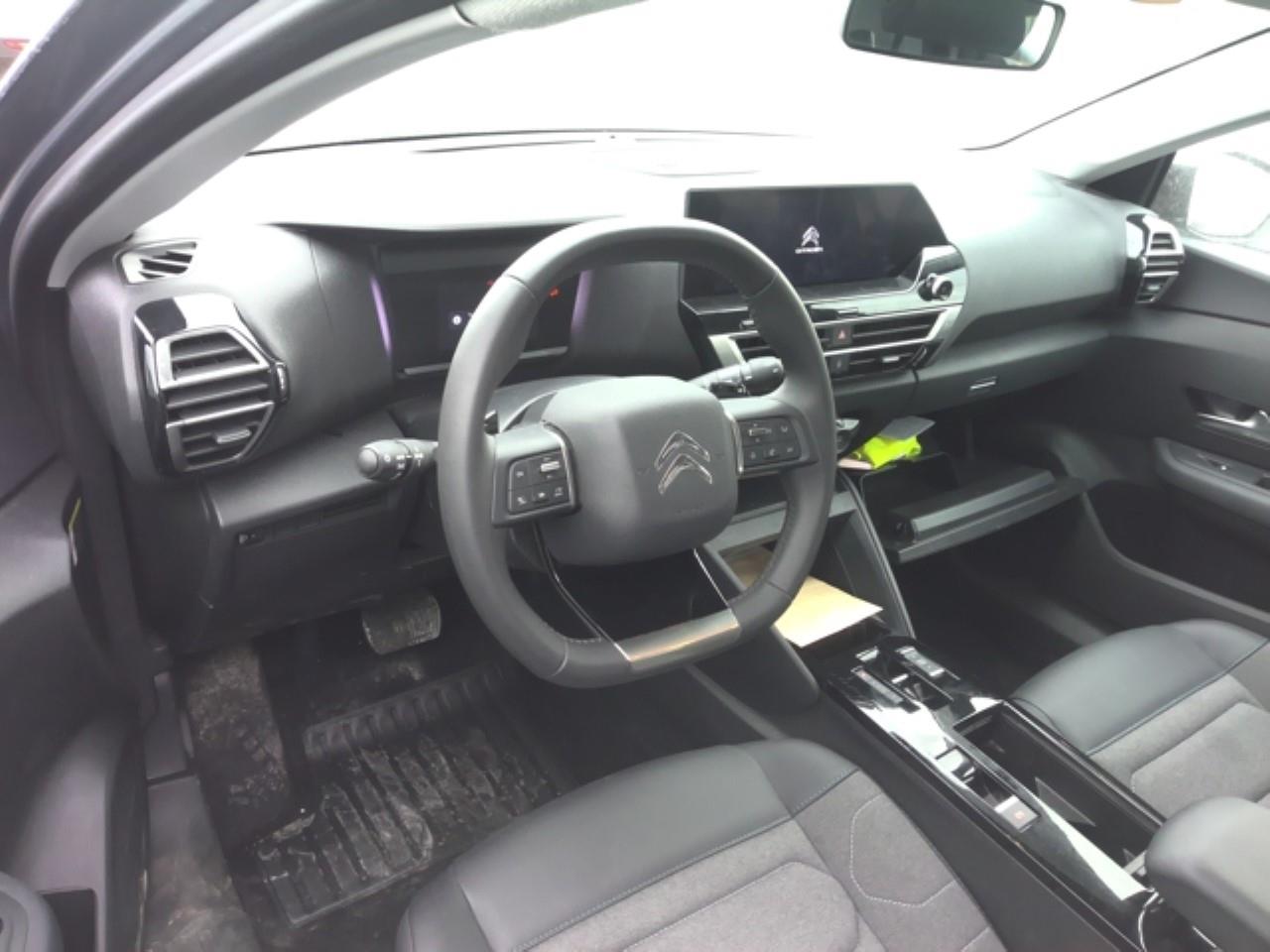 Foto Citroën C4 X 3