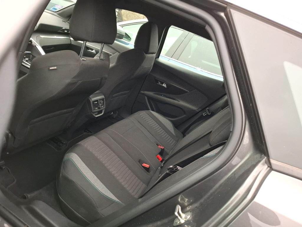 Peugeot 3008 Hybrid 225 e-EAT8 Active Pack 2023