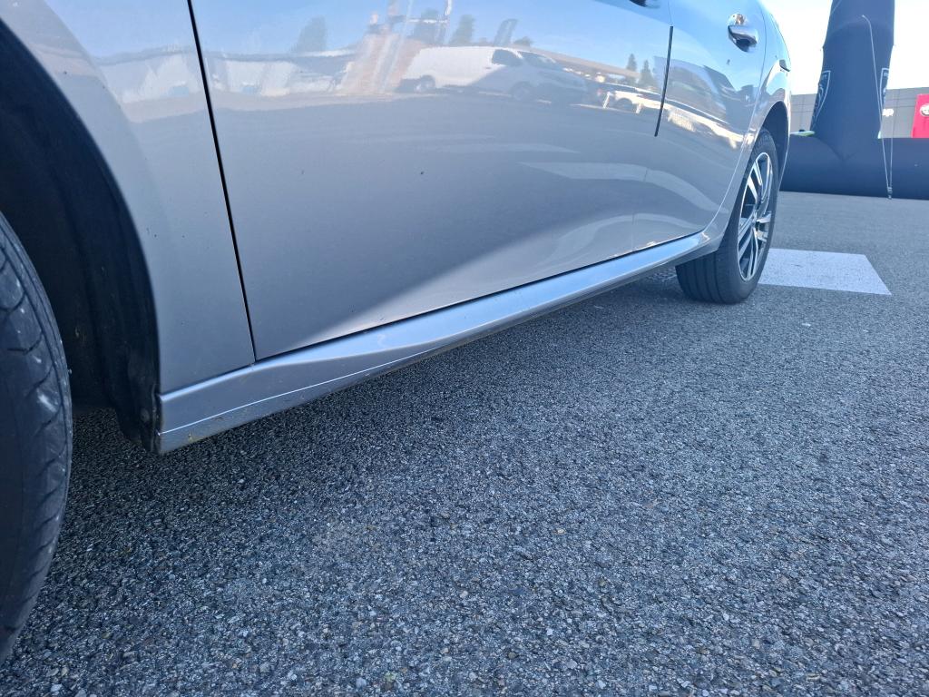Peugeot 208 PureTech 100 S&S EAT8 Allure Pack 2022