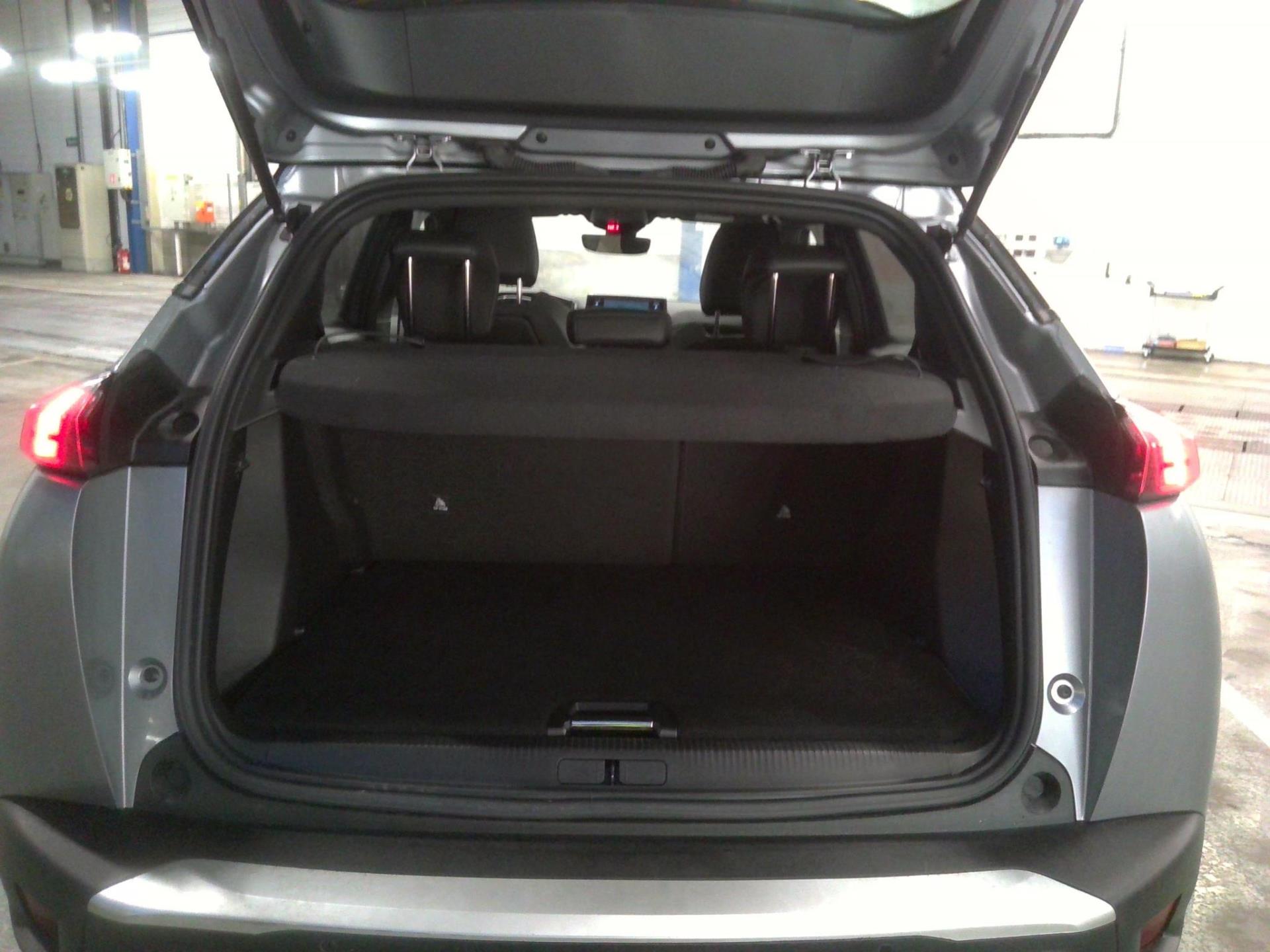 Peugeot 2008 PureTech 130 S&S EAT8 GT 2023