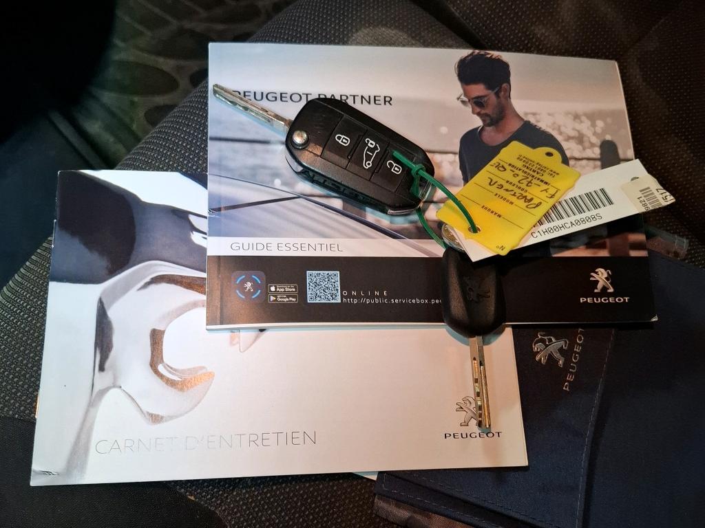 Peugeot PARTNER FOURGON STANDARD 650 KG BLUEHDI 100 S&S BVM5 PREMIUM 2021
