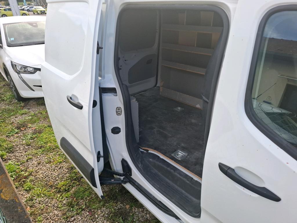 Peugeot PARTNER FOURGON STANDARD 650 KG BLUEHDI 100 S&S BVM5 ASPHALT 2021