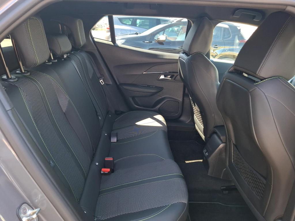 Peugeot 2008 Hybrid 145 ch e-DCS6 GT 2025