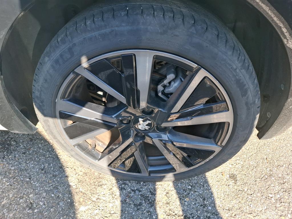 Peugeot 208 PureTech 130 S&S EAT8 GT Pack 2022