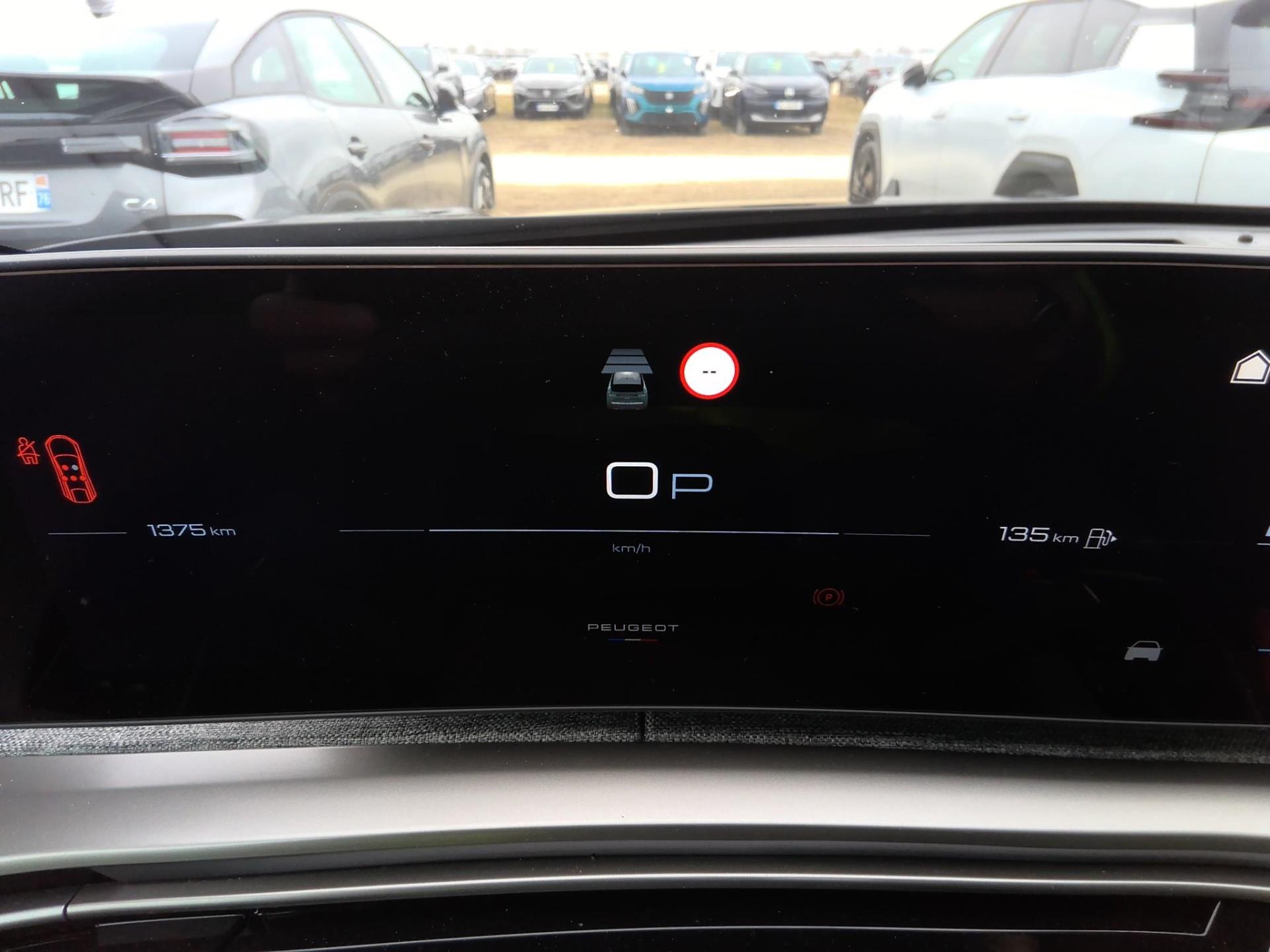 Peugeot 3008 Hybrid 145 e-DCS6 Allure Business 2025