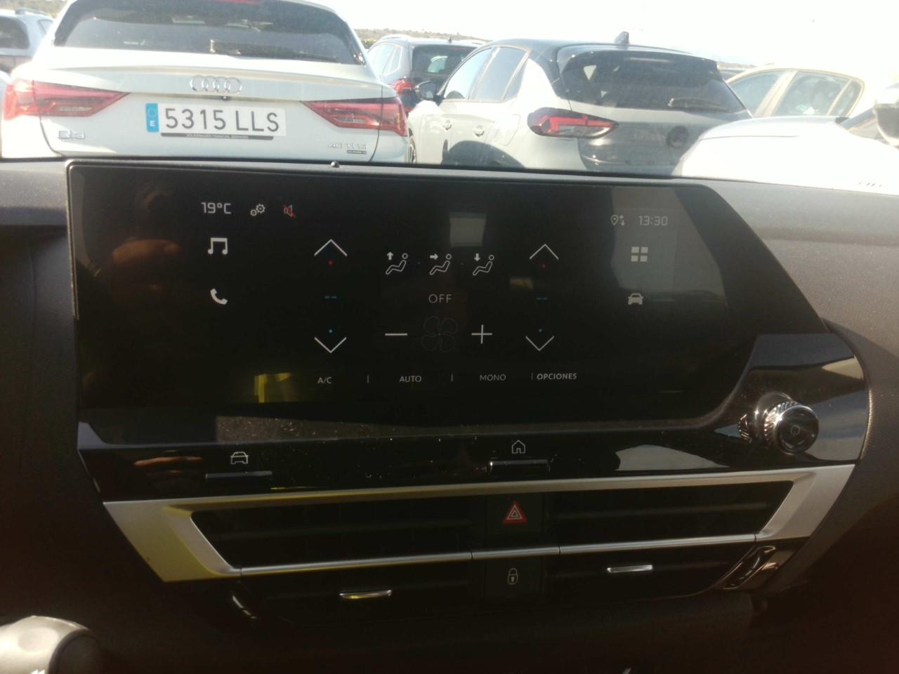 Foto Citroën C4 X 9