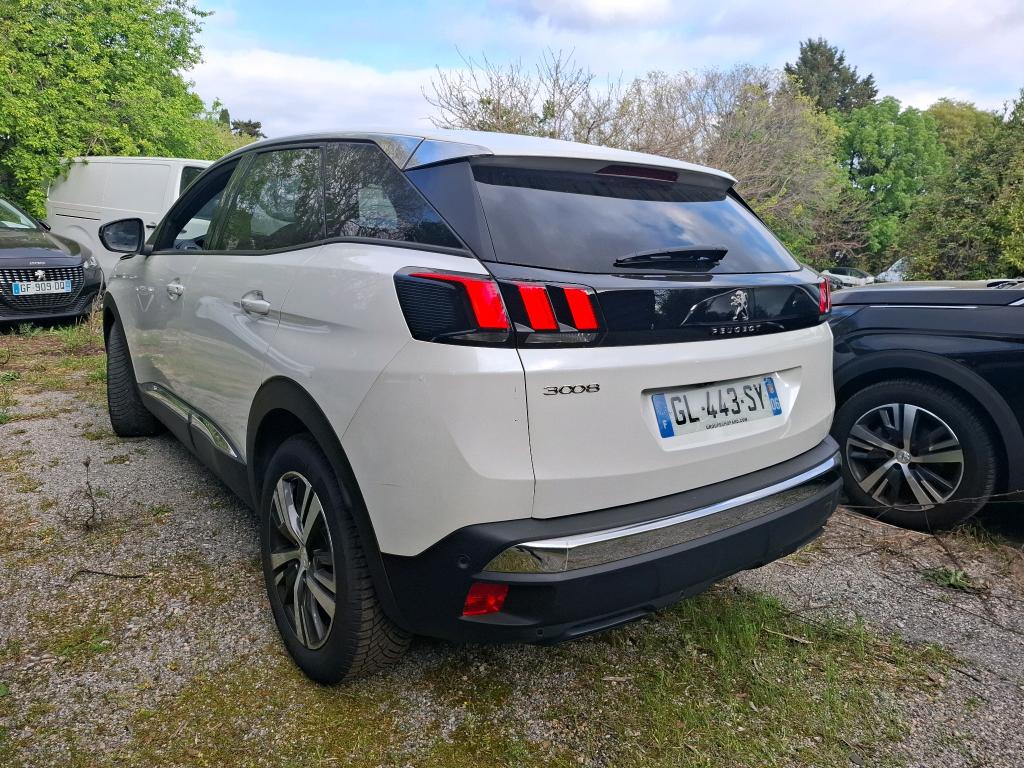Peugeot NV 3008 SUV
