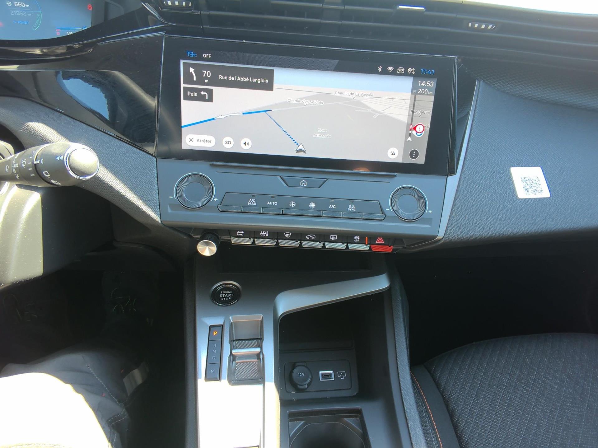 Peugeot 308 Hybrid 145 e-DCS6 Style 2025