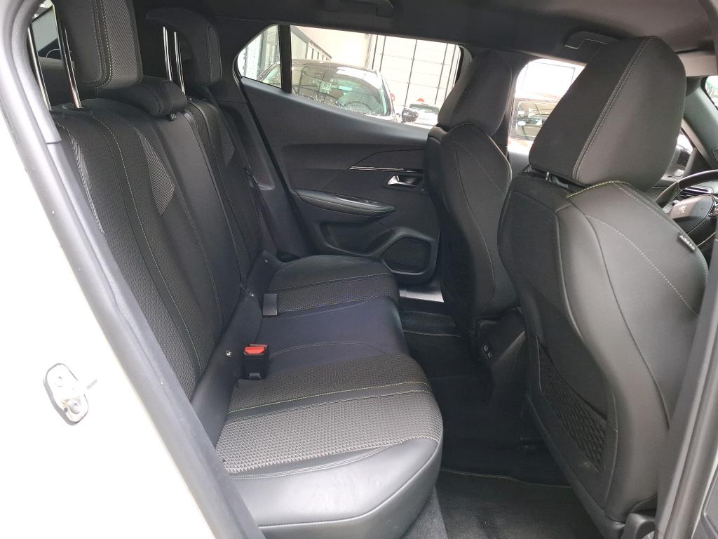 Peugeot 2008 PureTech 130 S&S EAT8 GT 2022