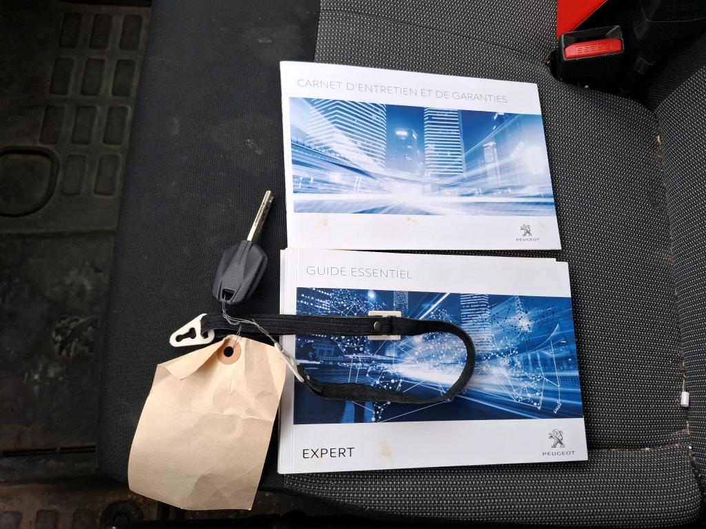 Peugeot EXPERT FGN TOLE STANDARD 2.0  BLUEHDI 120 S&S BVM6 PREMIUM 2018