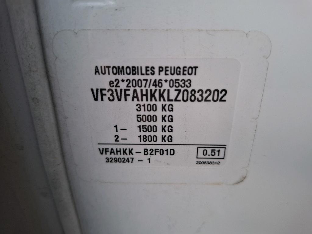 Peugeot EXPERT FGN TOLE STANDARD 2.0  BLUEHDI 120 S&S BVM6 PREMIUM 2020
