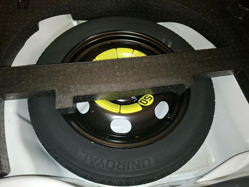 Citroen C4 CACTUS SOCIETE BLUEHDI 120 S&S EAT6 FEEL NAV 2020