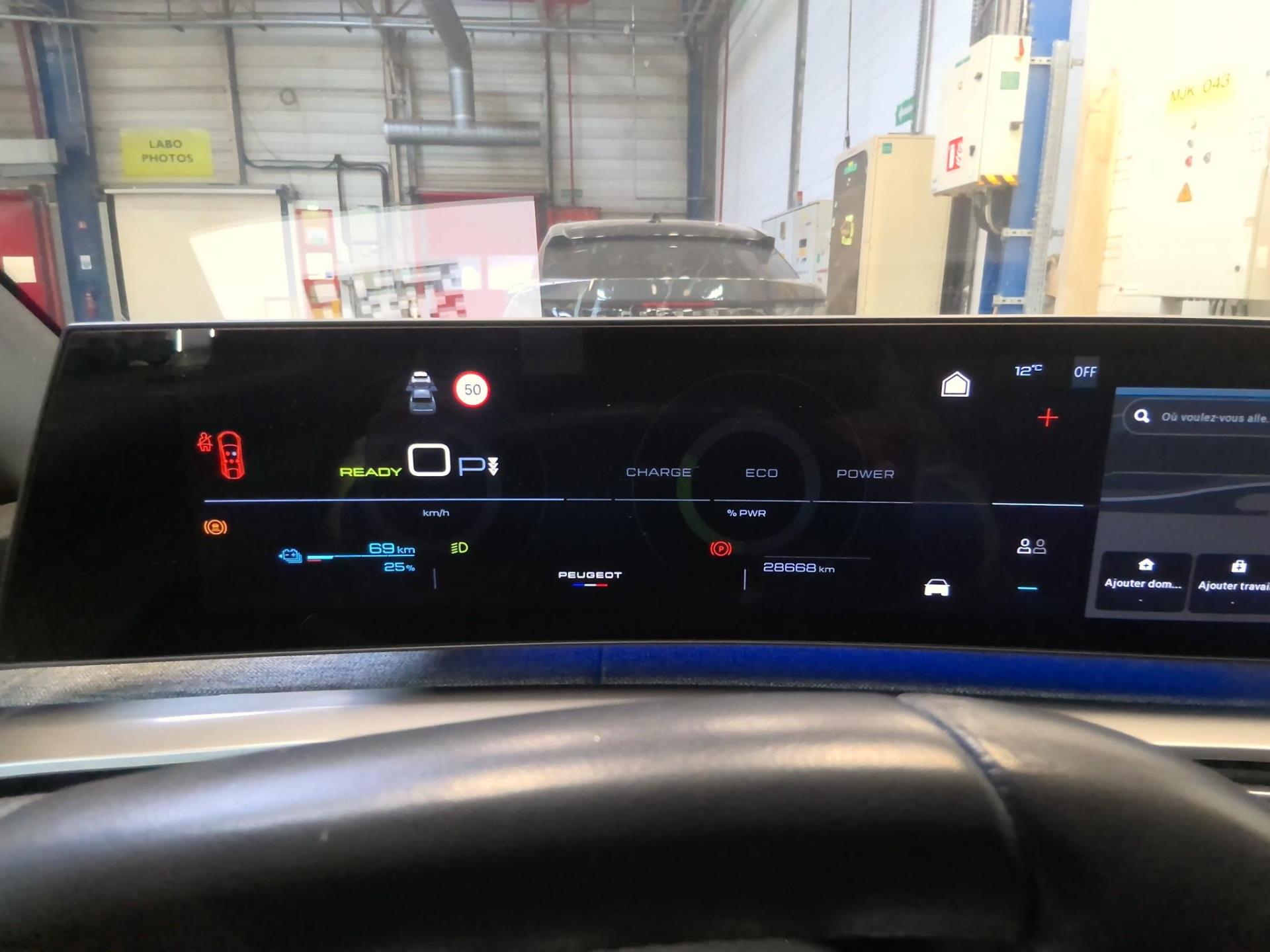 Peugeot 3008 Electrique 210 ch 73 kWh Allure 2025
