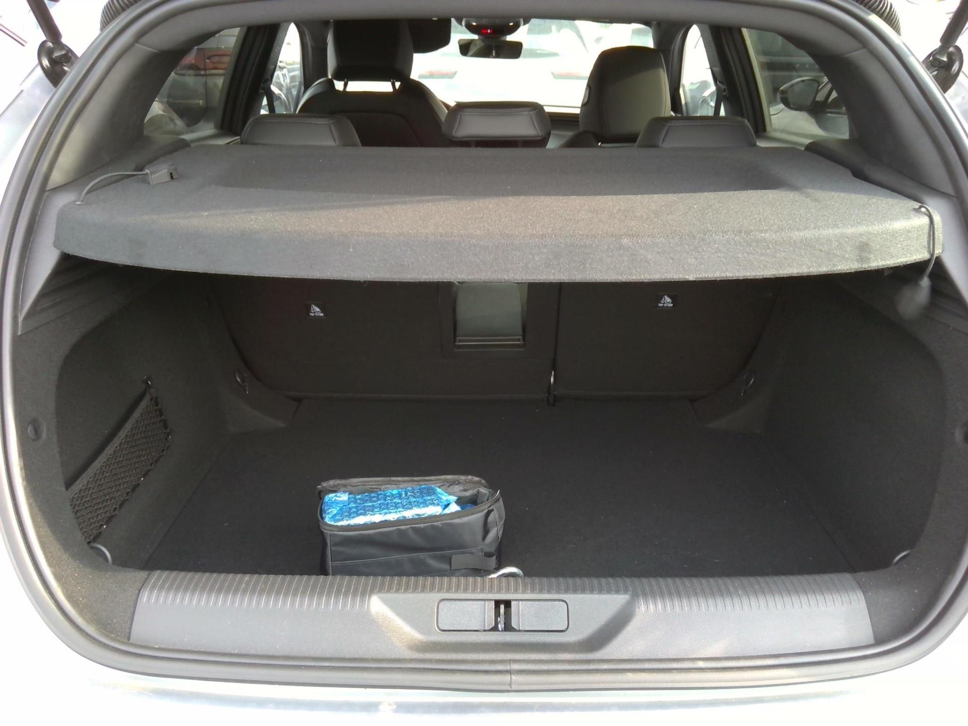 Peugeot 308 BlueHDi 130ch S&S EAT8 GT 2023