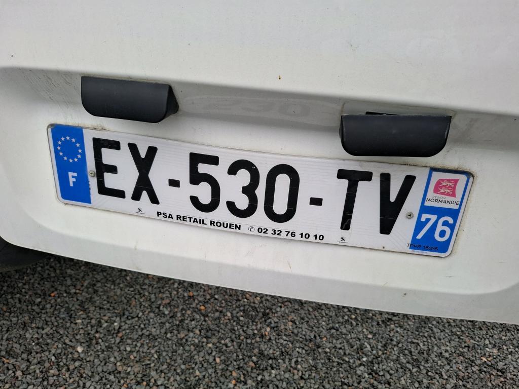 Peugeot PARTNER FOURGON STANDARD 1.6 BLUEHDI 100 BVM5 PREMIUM 2018