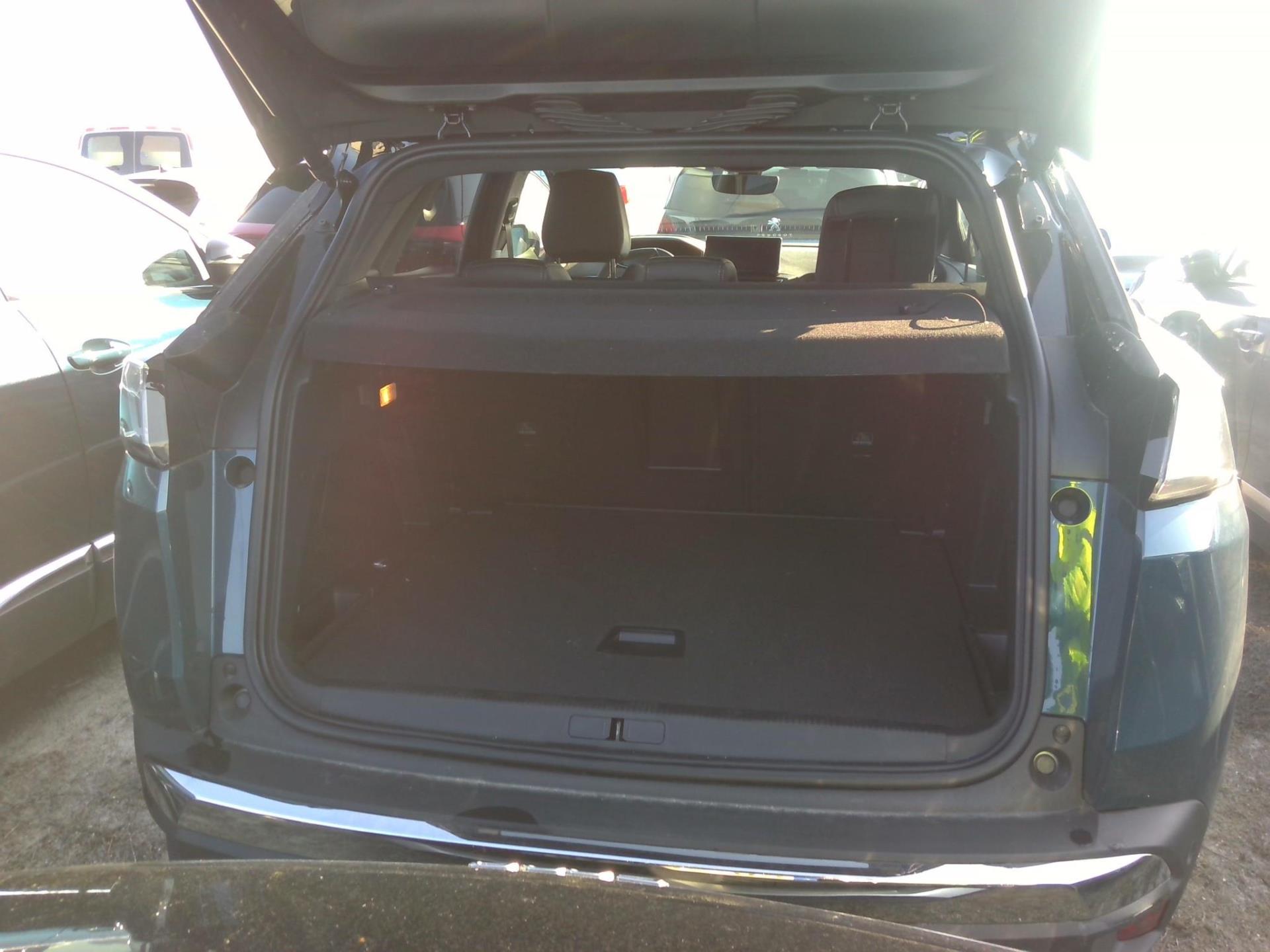 Peugeot 3008 Hybrid 136 e-DCS6 GT 2024
