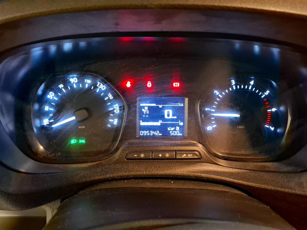 Peugeot EXPERT FGN TOLE STANDARD 2.0 BLUEHDI 120 S&S BVM6 PREMIUM 2018