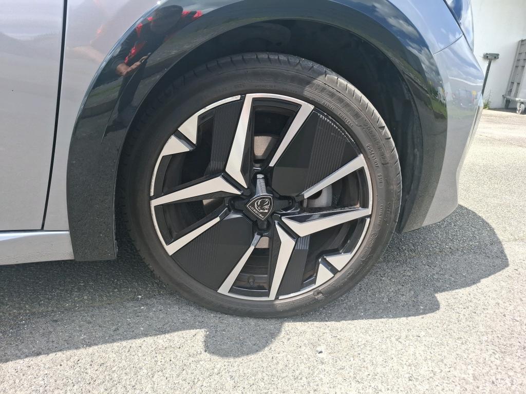 Peugeot 208 Hybrid 145 ch e-DCS6 GT 2025