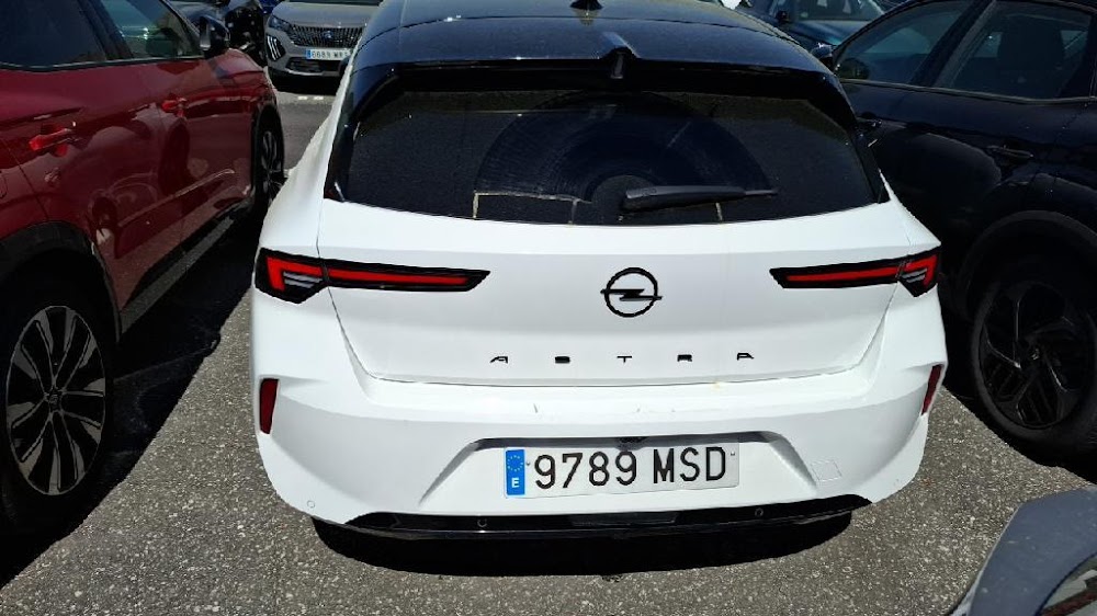 Foto Opel Astra 9
