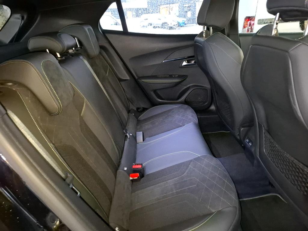 Peugeot 2008 PureTech 130 S&S EAT8 GT 2022